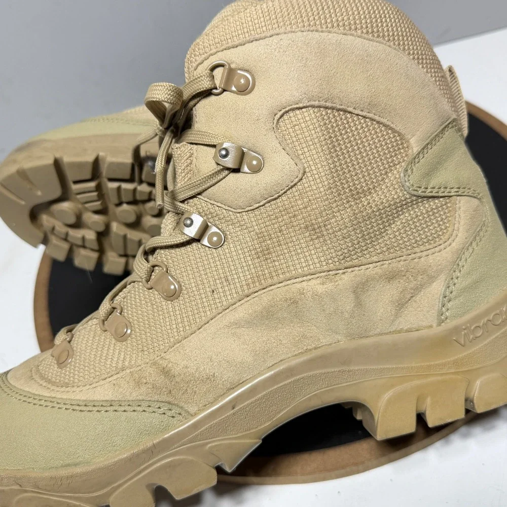 Garmont T 6 Bifida Men 11.5 Tactical Coyote Boots Tan Vibram Sole Military